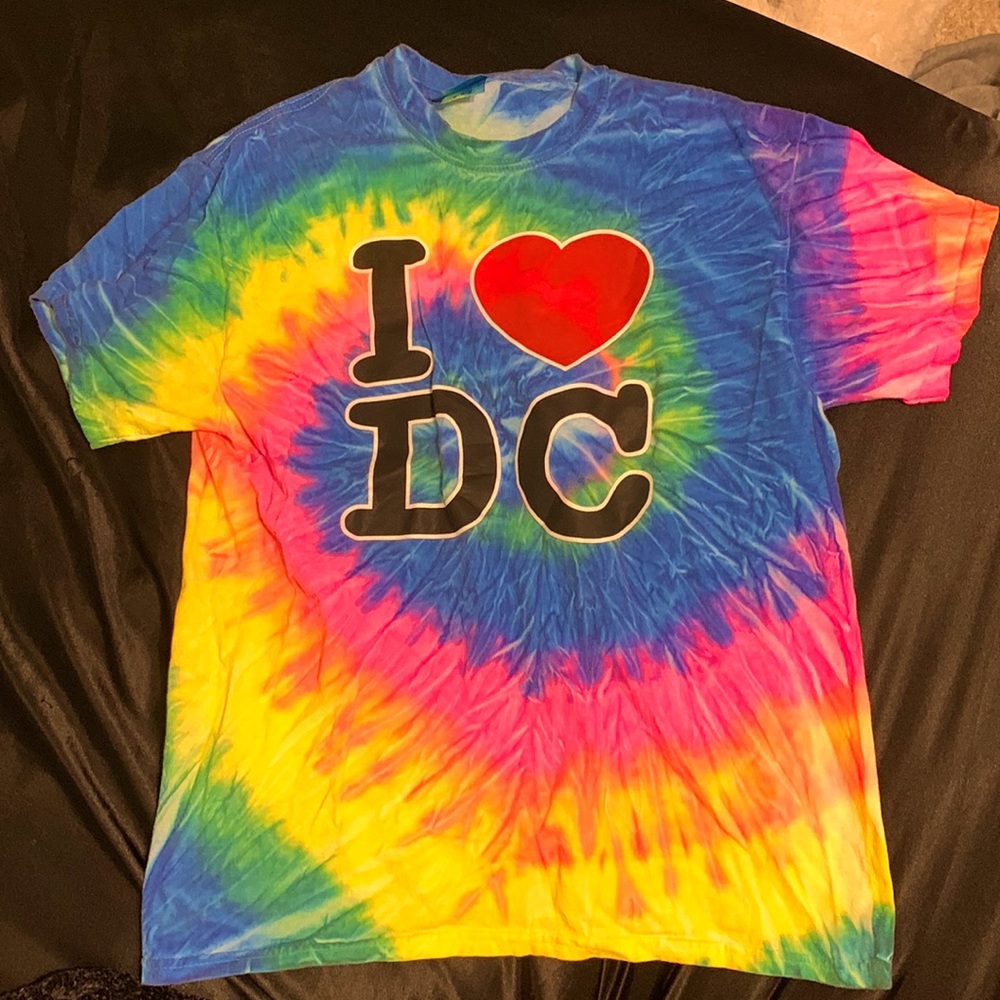I ❤️ DC tye dye shirt